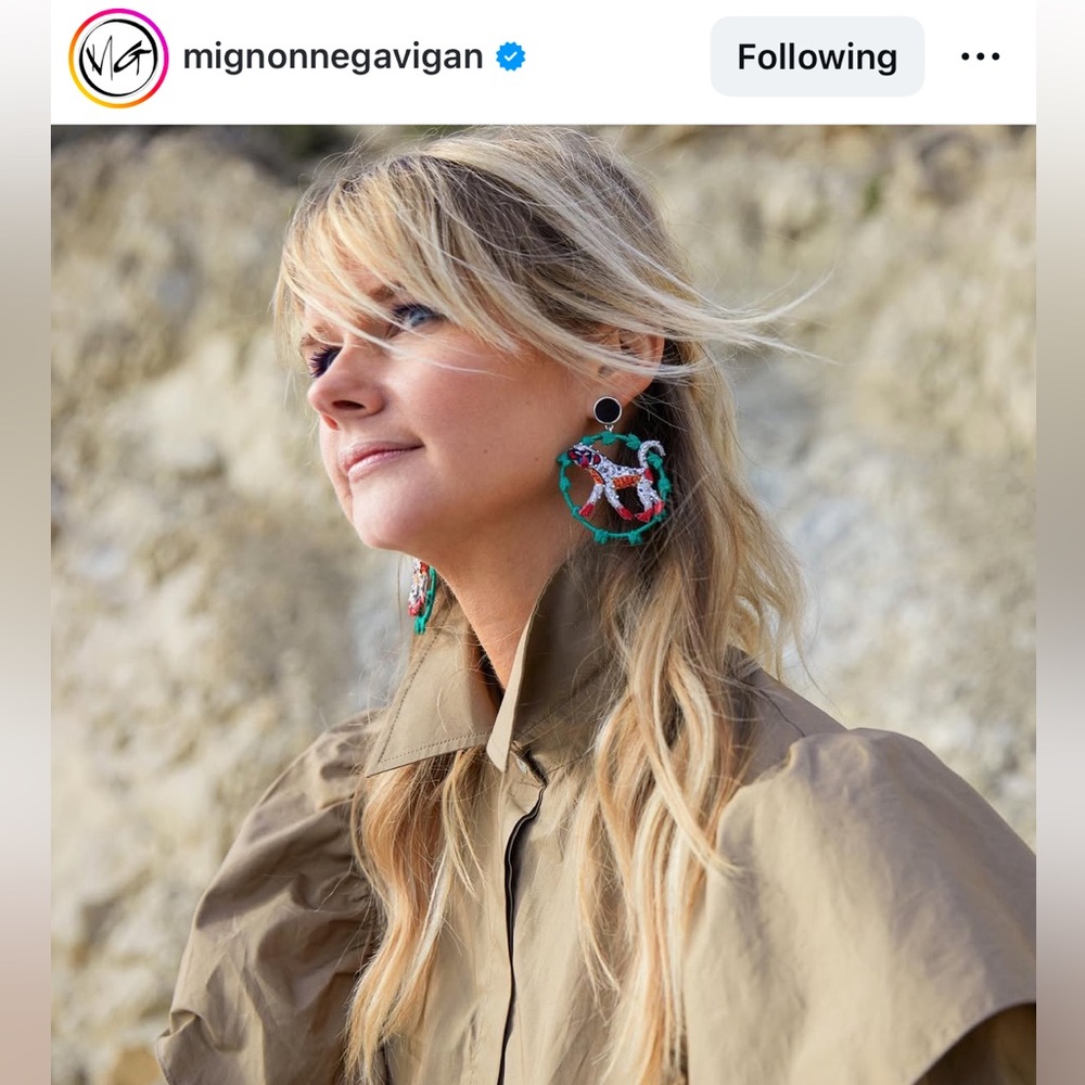 Mignonne Gavigan Keke Earrings Monkey Hoops - Picture 6 of 8